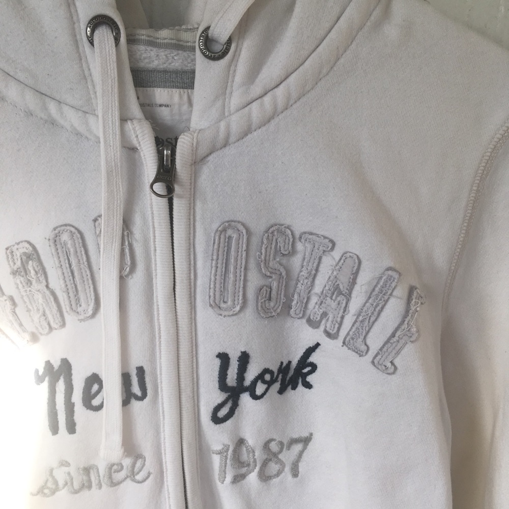 Aeropostale sweater